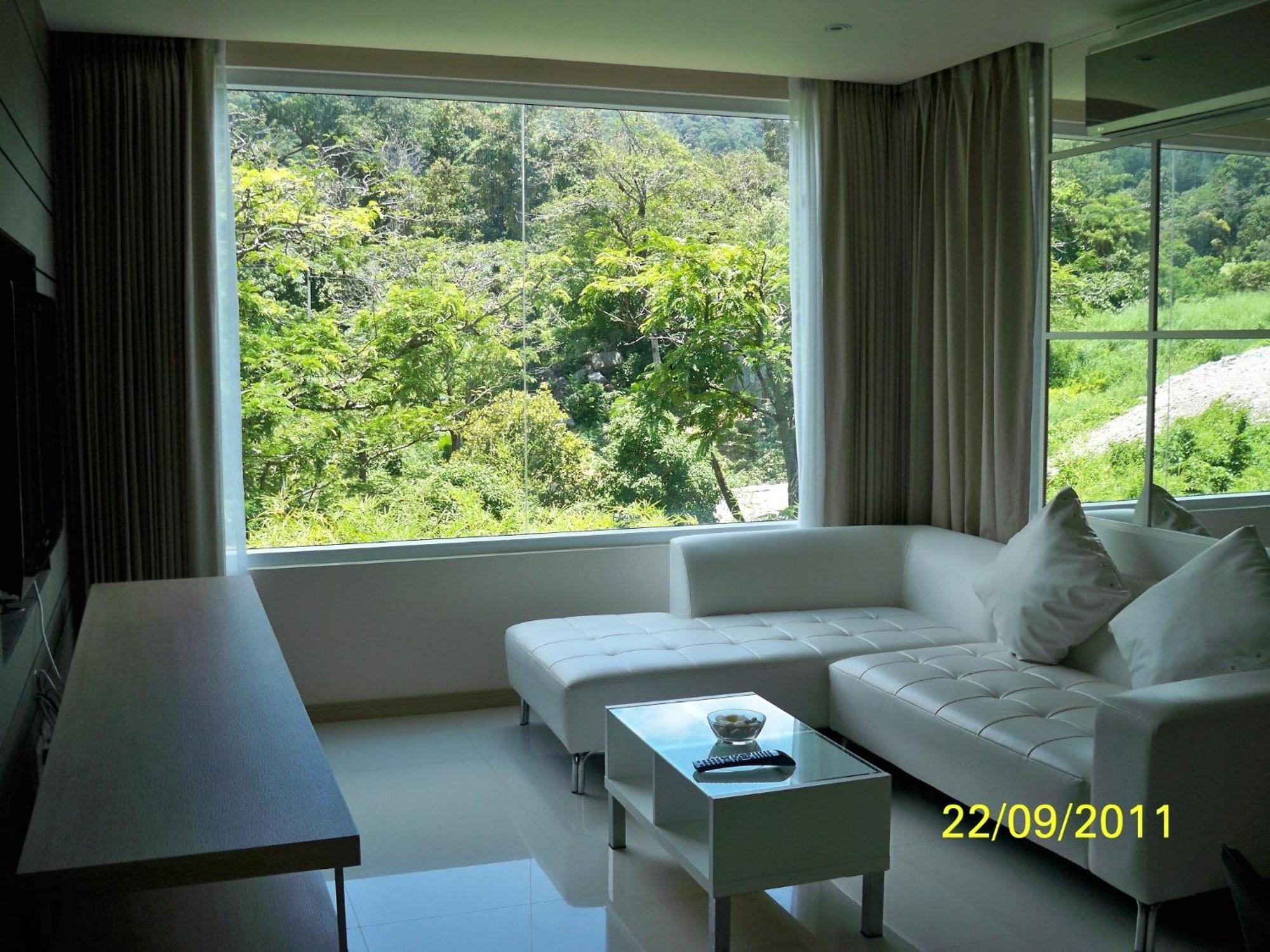 The Baycliff Residences Patong Exterior foto