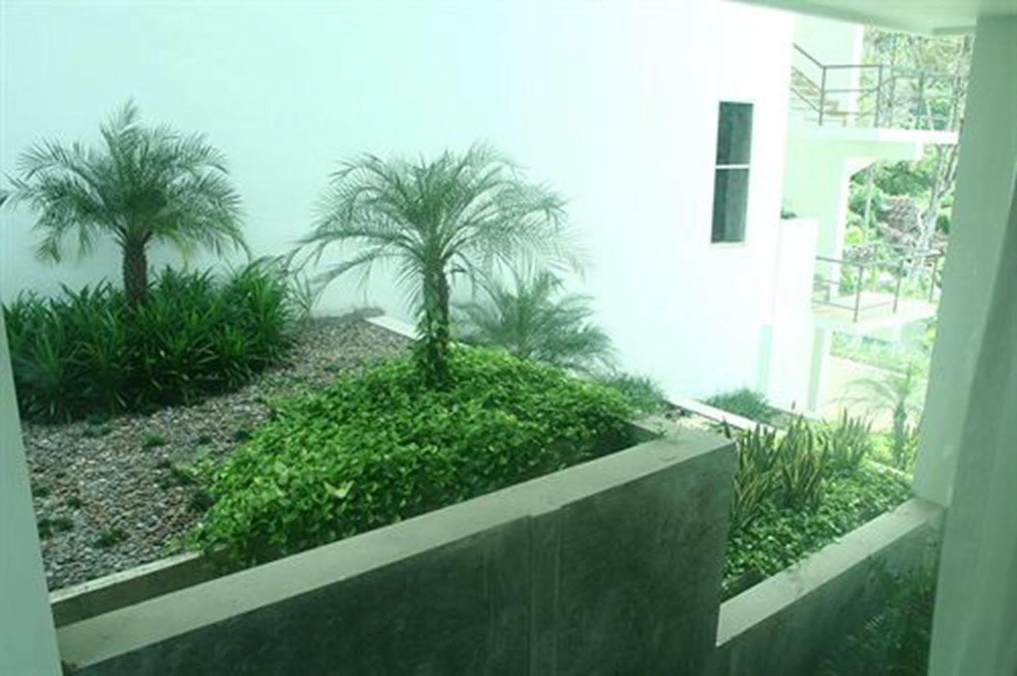 The Baycliff Residences Patong Exterior foto